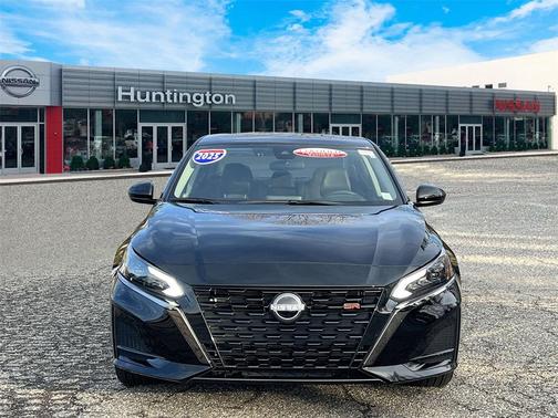 2025 Nissan Altima SR