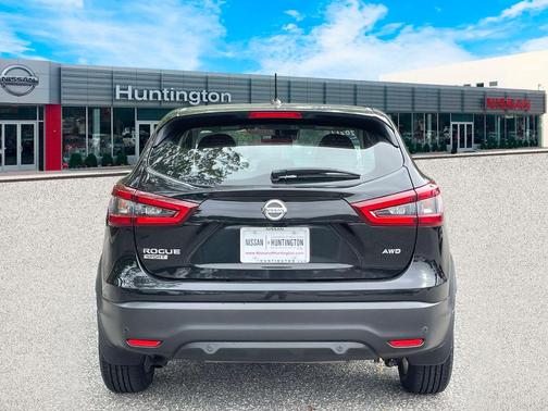 2021 Nissan Rogue Sport S