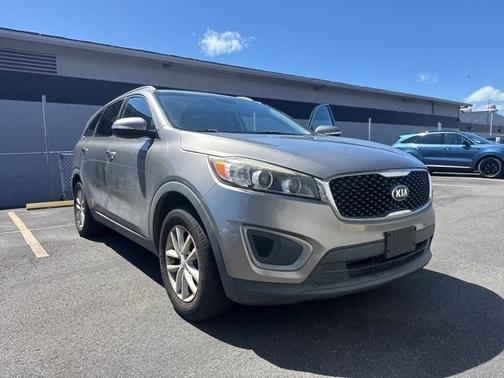 2017 Kia Sorento LX