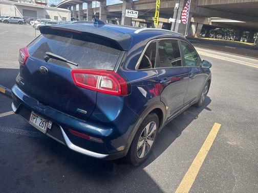 Deep Cerulean 2018 Kia Niro LX