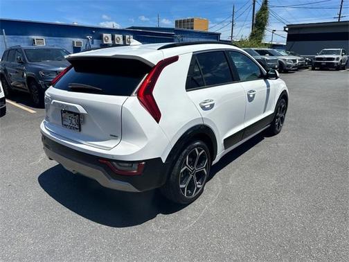 2024 Kia Niro Plug-In Hybrid SX Touring