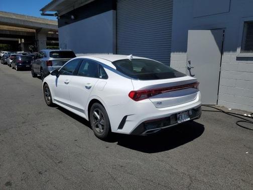 2022 Kia K5 LXS