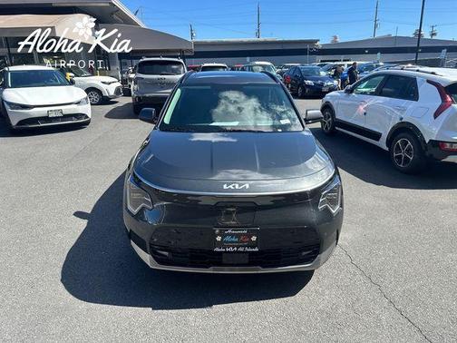 Gray 2025 Kia Niro EV Wave