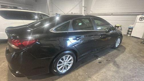 Phantom Black 2019 Hyundai SONATA SE