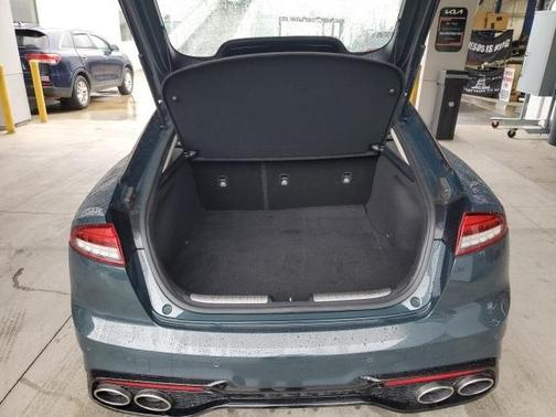 2022 Kia Stinger GT-Line