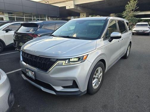 2022 Kia Carnival LXS