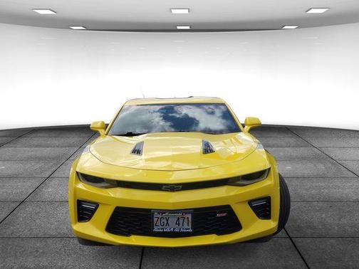 Bright Yellow 2018 Chevrolet Camaro 1SS