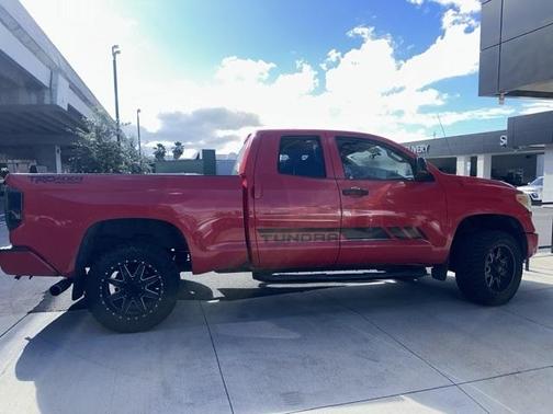 2016 Toyota Tundra SR
