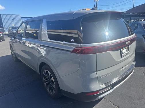 2024 Kia Carnival EX