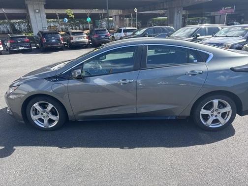 2017 Chevrolet Volt LT