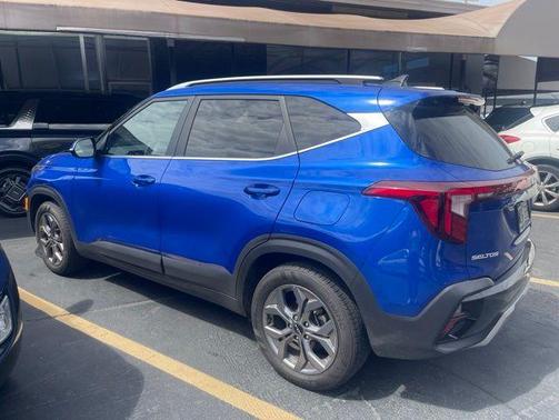 Neptune Blue 2024 Kia Seltos S