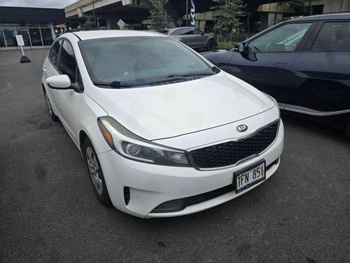 Clear White 2017 Kia Forte LX