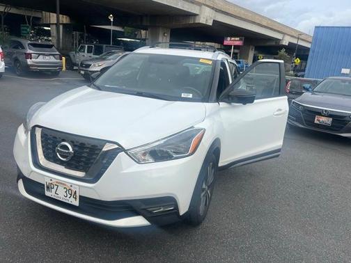 2019 Nissan Kicks SR
