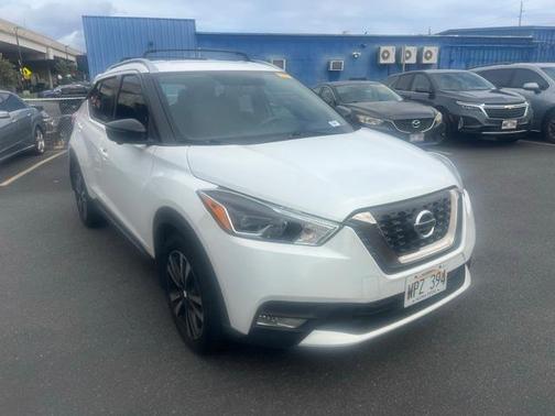 2019 Nissan Kicks SR