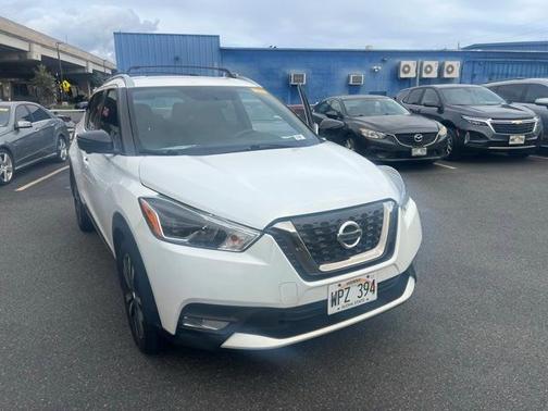 2019 Nissan Kicks SR