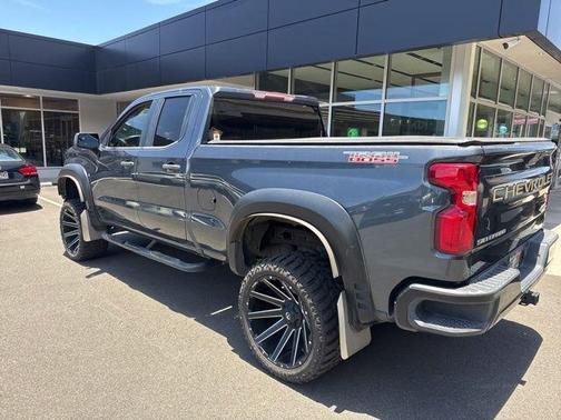 Shadow Gray Metallic 2020 Chevrolet Silverado 1500 Custom Trail Boss