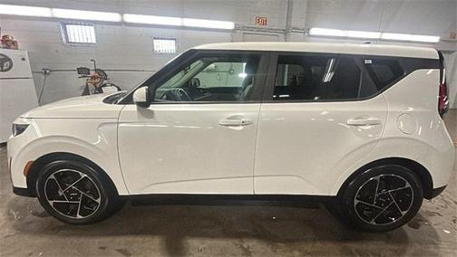 2023 Kia Soul EX