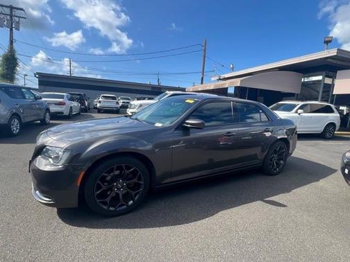 2019 Chrysler 300 S