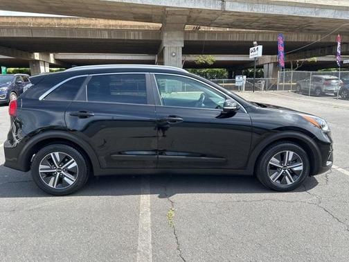 2021 Kia Niro EX Premium