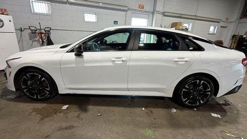 Glacial White Pearl 2022 Kia K5 GT-Line