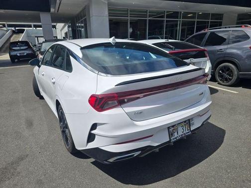 Glacial White Pearl 2022 Kia K5 GT-Line