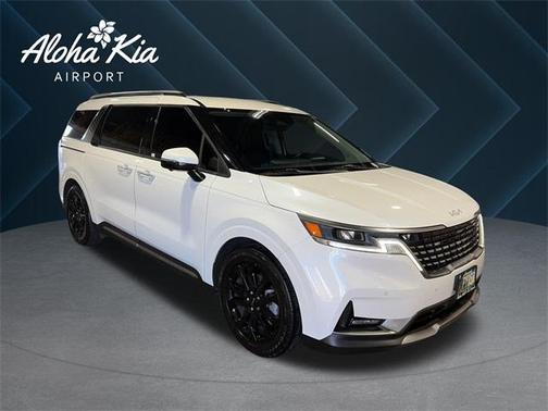 2023 Kia Carnival SX