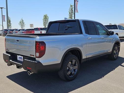 Solar Silver Metallic 2026 Honda Ridgeline TrailSport