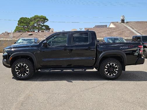 Black 2023 Nissan Frontier PRO-4X