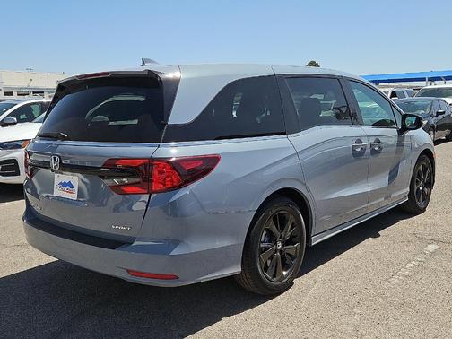 Sonic Gray Pearl 2024 Honda Odyssey Sport