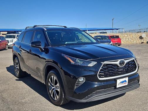 2023 Toyota Highlander XLE