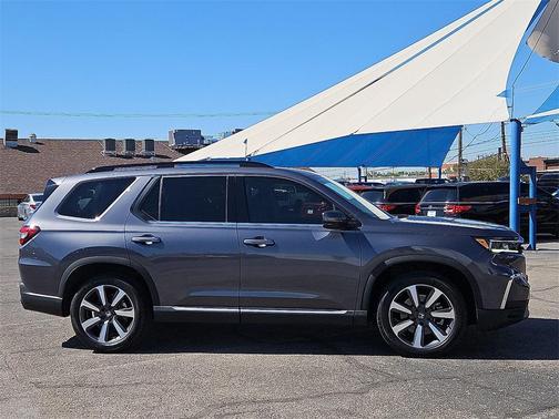 2023 Honda Pilot Touring