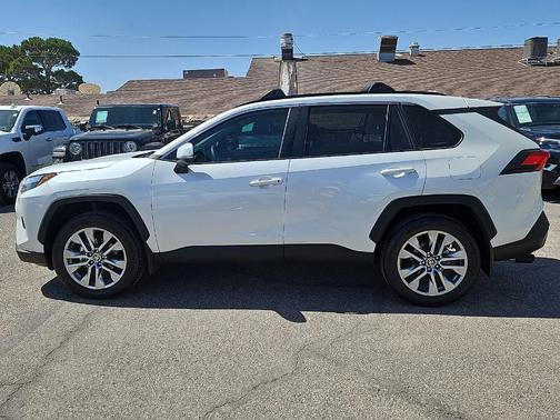 Pearl 2024 Toyota RAV4 XLE Premium