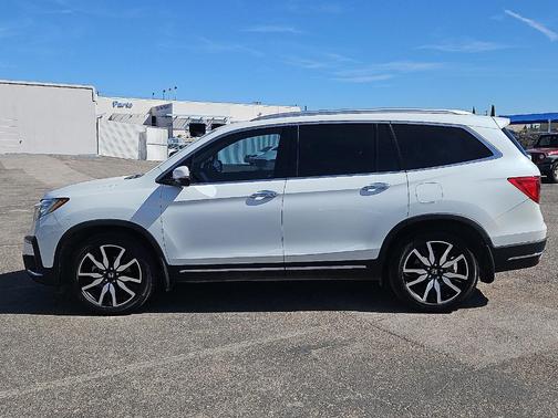 2020 Honda Pilot Touring 8-Passenger