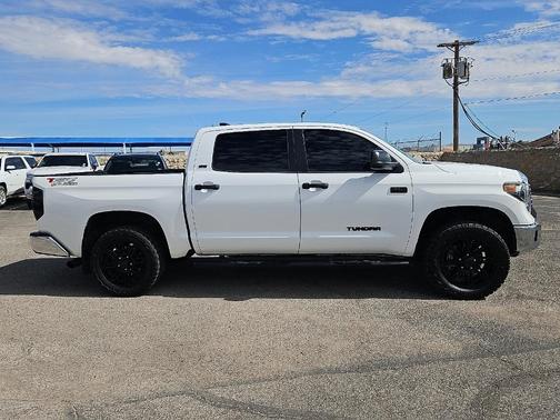 2020 Toyota Tundra SR5