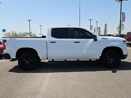 Summit White 2025 Chevrolet Silverado 1500 Custom Trail Boss
