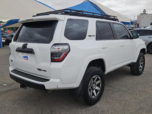 Super White 2018 Toyota 4Runner TRD Pro