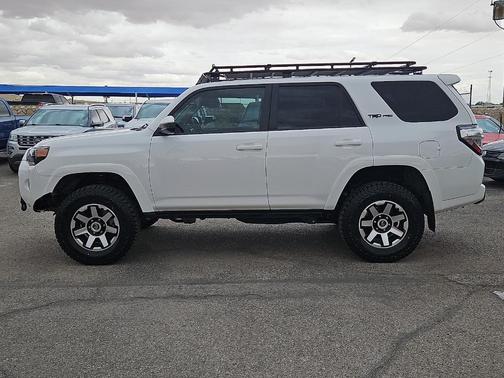 Super White 2018 Toyota 4Runner TRD Pro