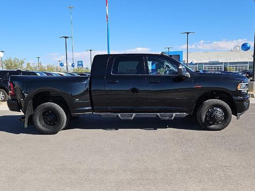 Diamond Black 2024 RAM 3500 Laramie