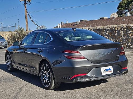 2023 Genesis G70 2.0T