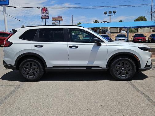 Platinum White Pearl 2026 Honda CR-V Hybrid TrailSport
