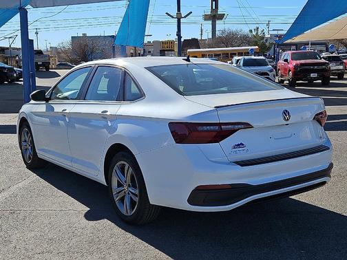 2023 Volkswagen Jetta 1.5T SE