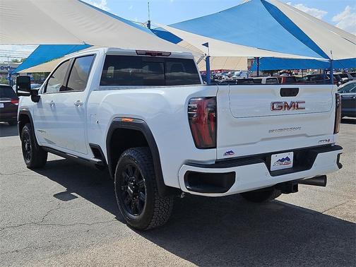 2024 GMC Sierra 2500 AT4