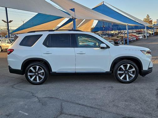 2024 Honda Pilot Touring