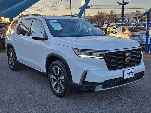 2024 Honda Pilot Touring
