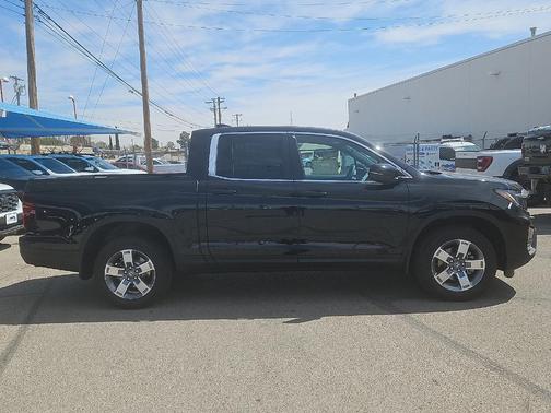 Crystal Black Pearl 2026 Honda Ridgeline RTL