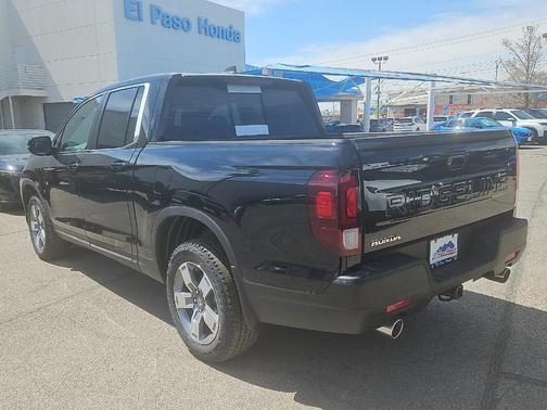 Crystal Black Pearl 2026 Honda Ridgeline RTL
