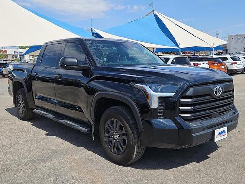 Midnight Black Metallic 2024 Toyota Tundra SR5