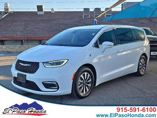 2022 Chrysler Pacifica Hybrid Touring L