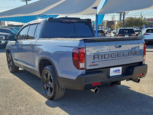 2025 Honda Ridgeline Black Edition