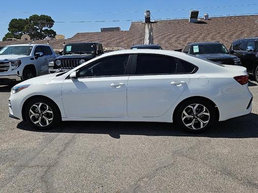 Clear White 2020 Kia Forte LXS